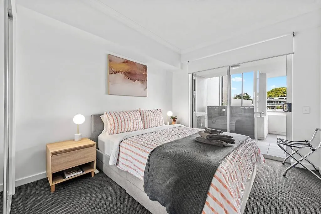 Appartement Prime Position! 3Bed/2Bath/1Car ~ 10Mins To Cbd à Brisbane 0*,